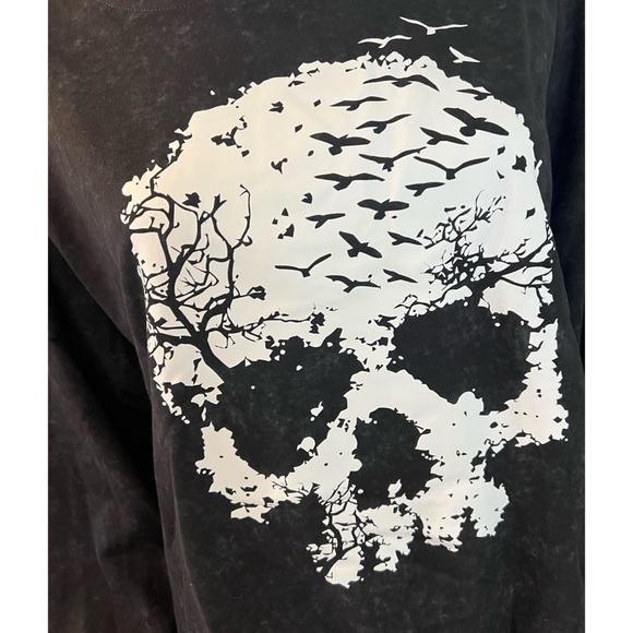 Black acid wash skull Halloween pull over S M L XL - Picture 6 of 6